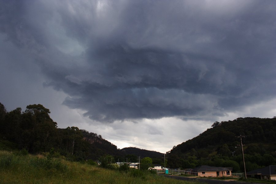 wallcloud thunderstorm_wall_cloud : Lithgow, NSW   19 November 2007
