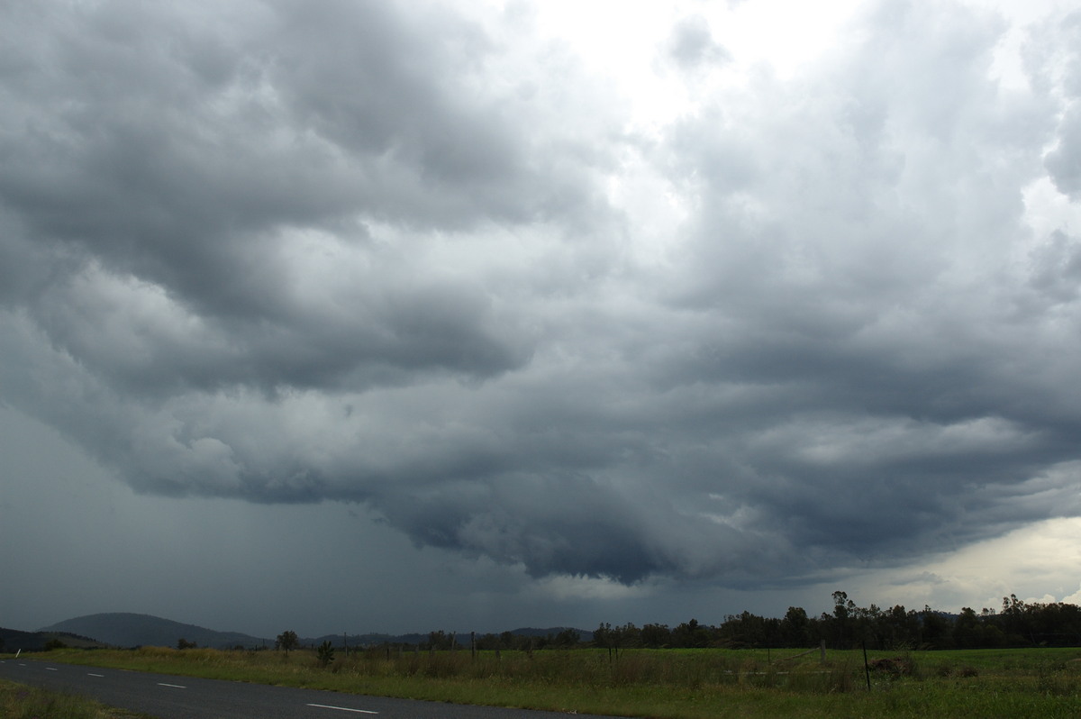 cumulonimbus thunderstorm_base : W of Tenterfield, NSW   23 November 2007