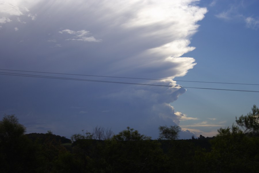 anvil thunderstorm_anvils : E of Bathurst, NSW   7 December 2007