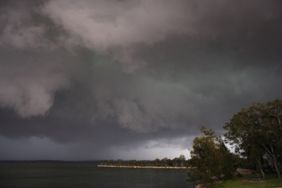 shelfcloud shelf_cloud : Toukley area, NSW   9 December 2007