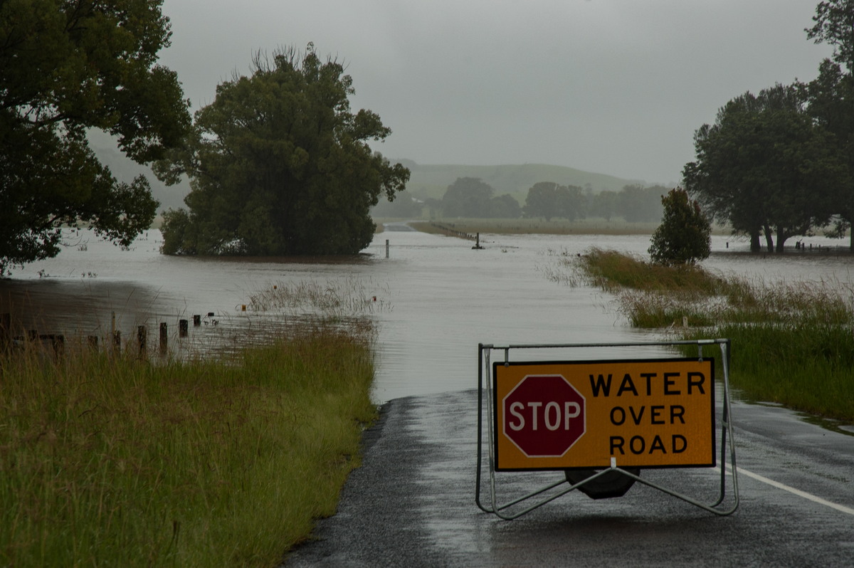 flashflooding flood_pictures : Bexhill, NSW   4 January 2008