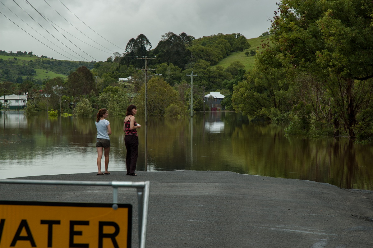 flashflooding flood_pictures : Lismore, NSW   5 January 2008