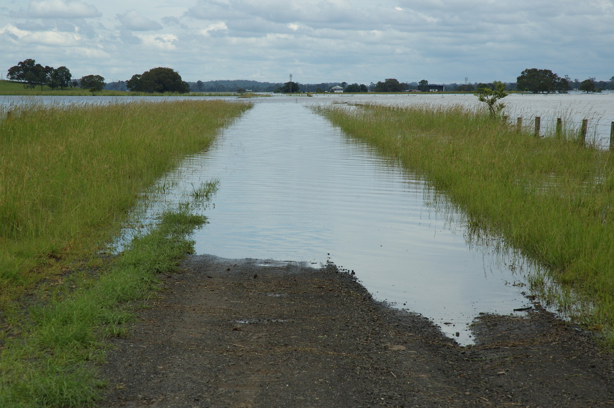 flashflooding flood_pictures : McKees Hill, NSW   6 January 2008