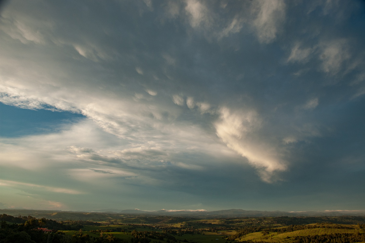 anvil thunderstorm_anvils : McLeans Ridges, NSW   6 January 2008