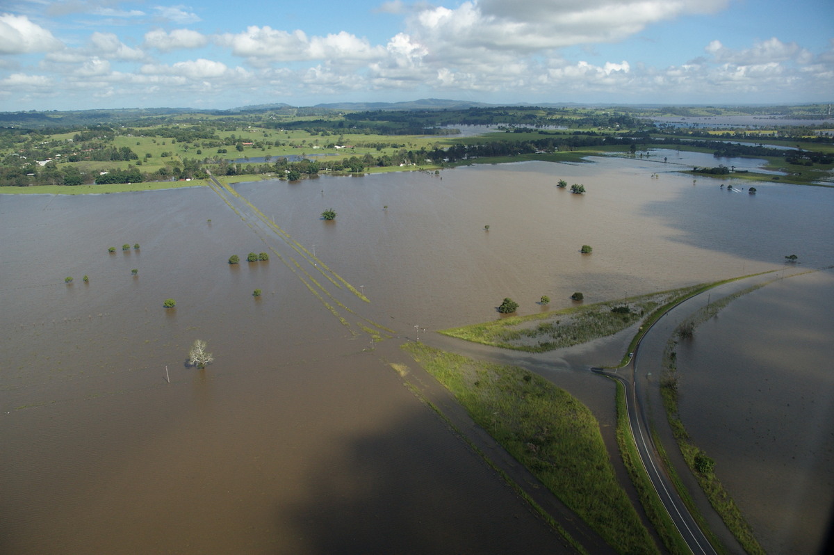 flashflooding flood_pictures : Coraki area, NSW   7 January 2008