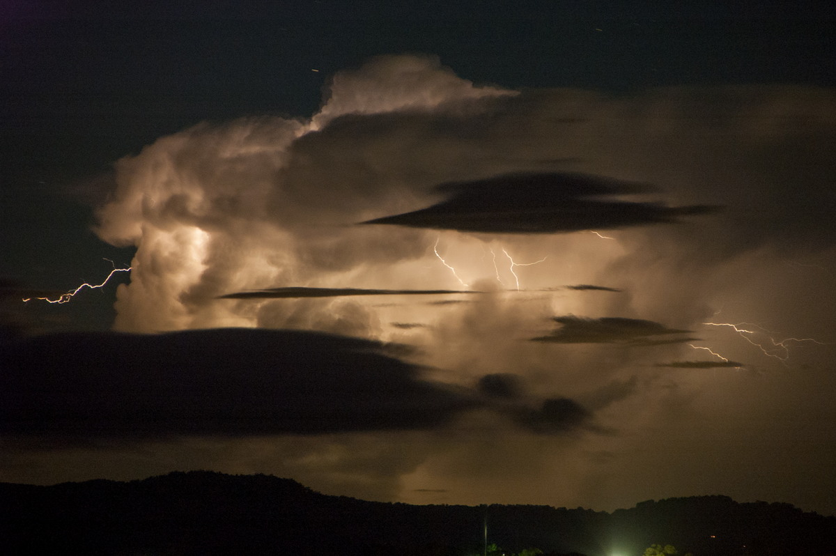 lightning lightning_bolts : McLeans Ridges, NSW   24 April 2008