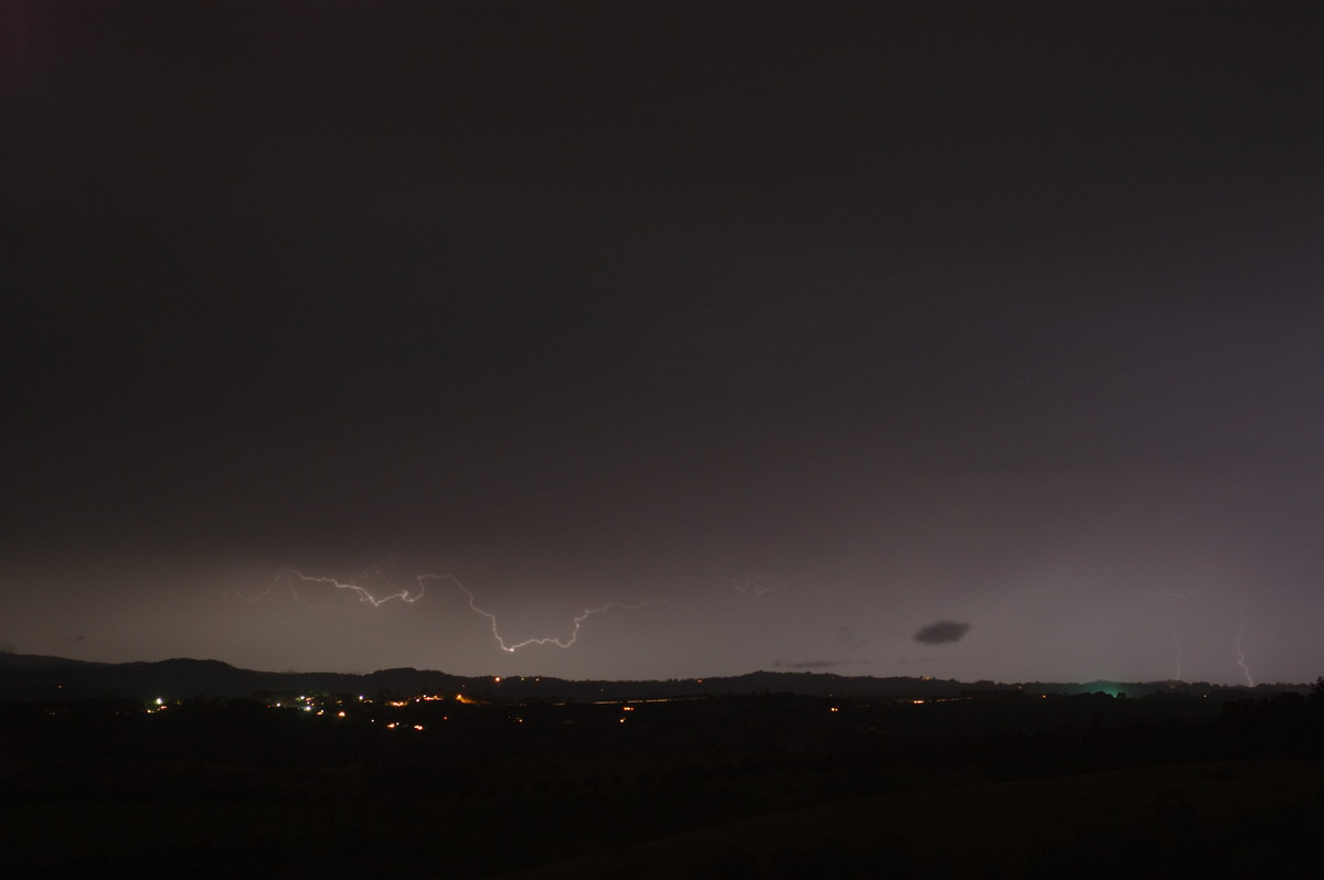 lightning lightning_bolts : McLeans Ridges, NSW   17 May 2008