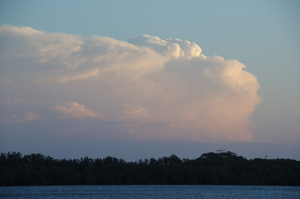 thunderstorm cumulonimbus_incus : Ballina, NSW   12 September 2008