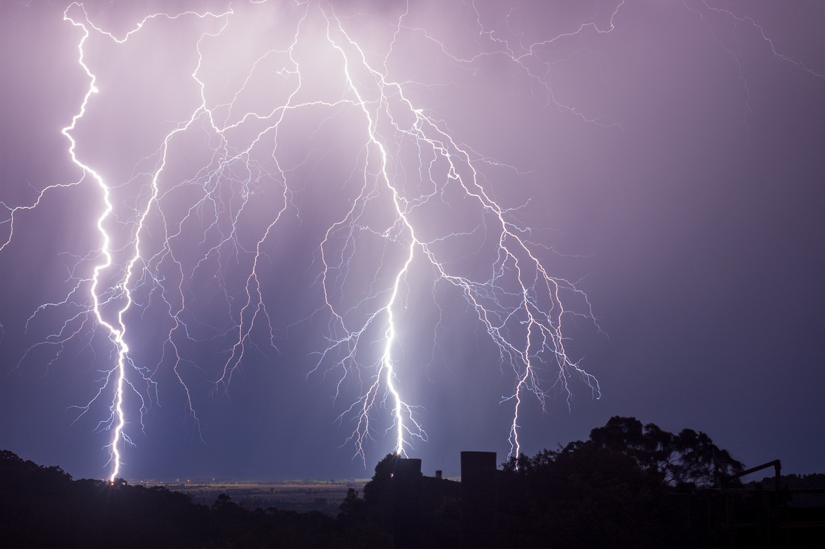 lightning lightning_bolts : Tregeagle, NSW   21 September 2008