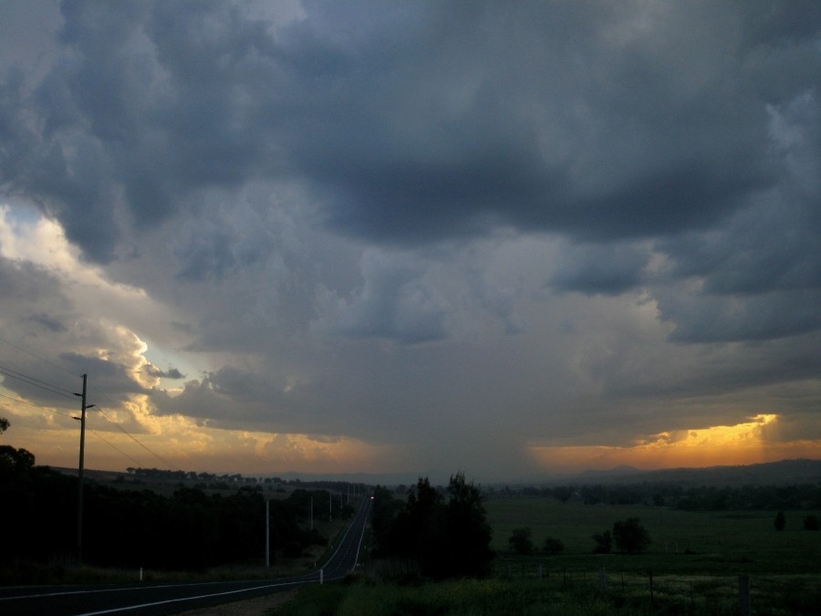 cumulonimbus thunderstorm_base : near Muswelllbrook, NSW   5 October 2008