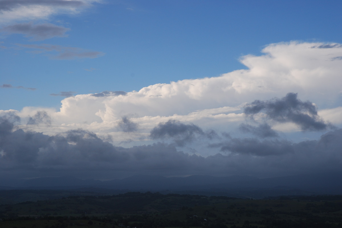 thunderstorm cumulonimbus_incus : McLeans Ridges, NSW   15 October 2008