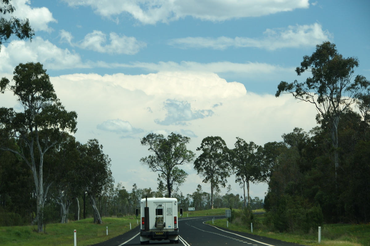 thunderstorm cumulonimbus_incus : S of Casino, NSW   21 October 2008