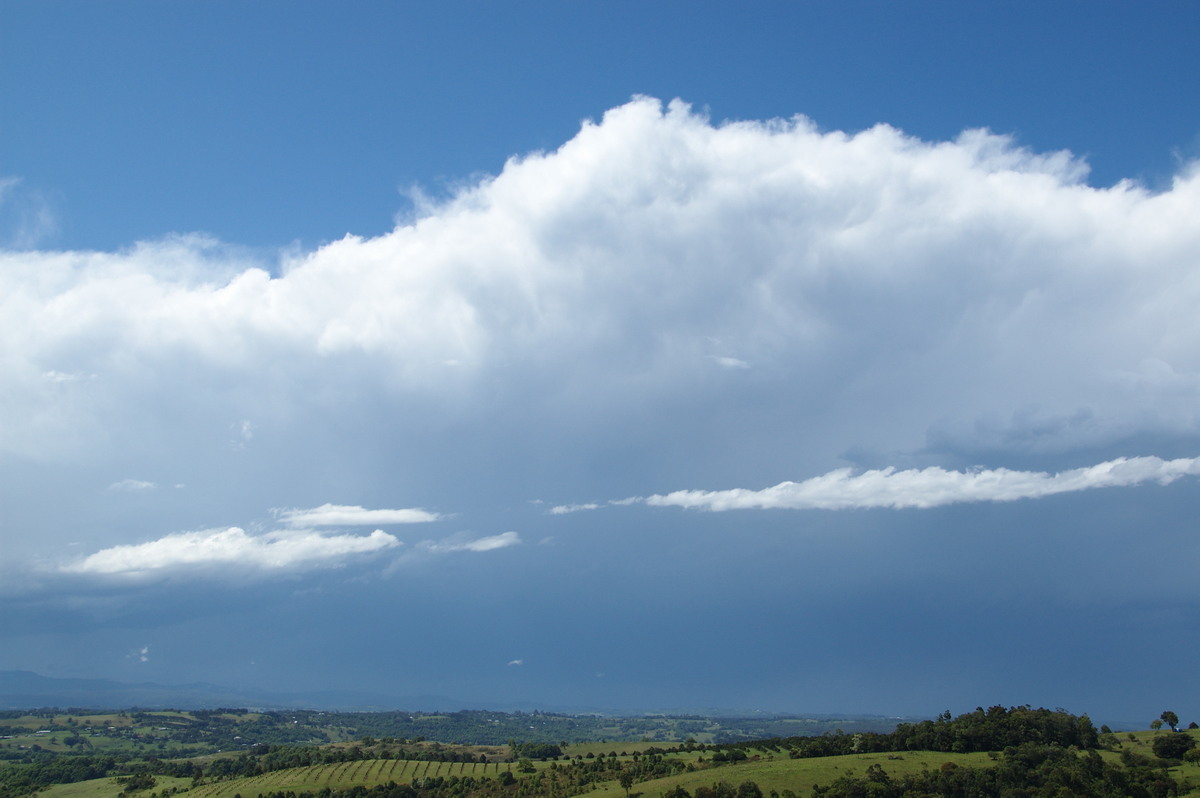 thunderstorm cumulonimbus_incus : McLeans Ridges, NSW   22 October 2008