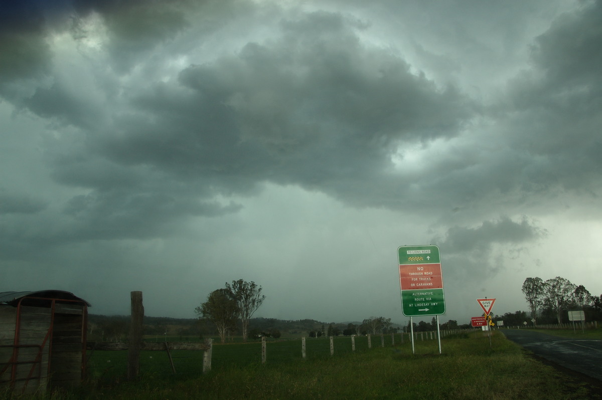 cumulonimbus thunderstorm_base : Running Creek, QLD   16 November 2008