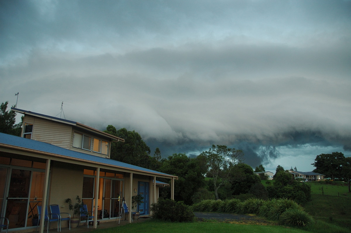 shelfcloud shelf_cloud : McLeans Ridges, NSW   20 November 2008