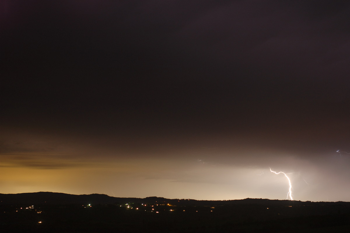 lightning lightning_bolts : McLeans Ridges, NSW   20 November 2008