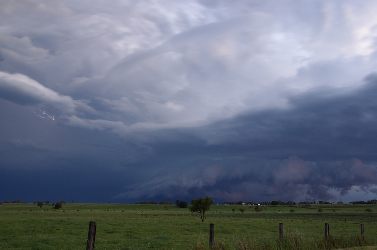 shelfcloud shelf_cloud : Clovass, NSW   10 December 2008