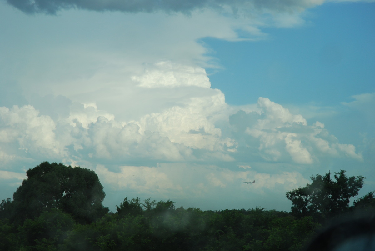 thunderstorm cumulonimbus_incus : Brisbane, QLD   30 December 2008