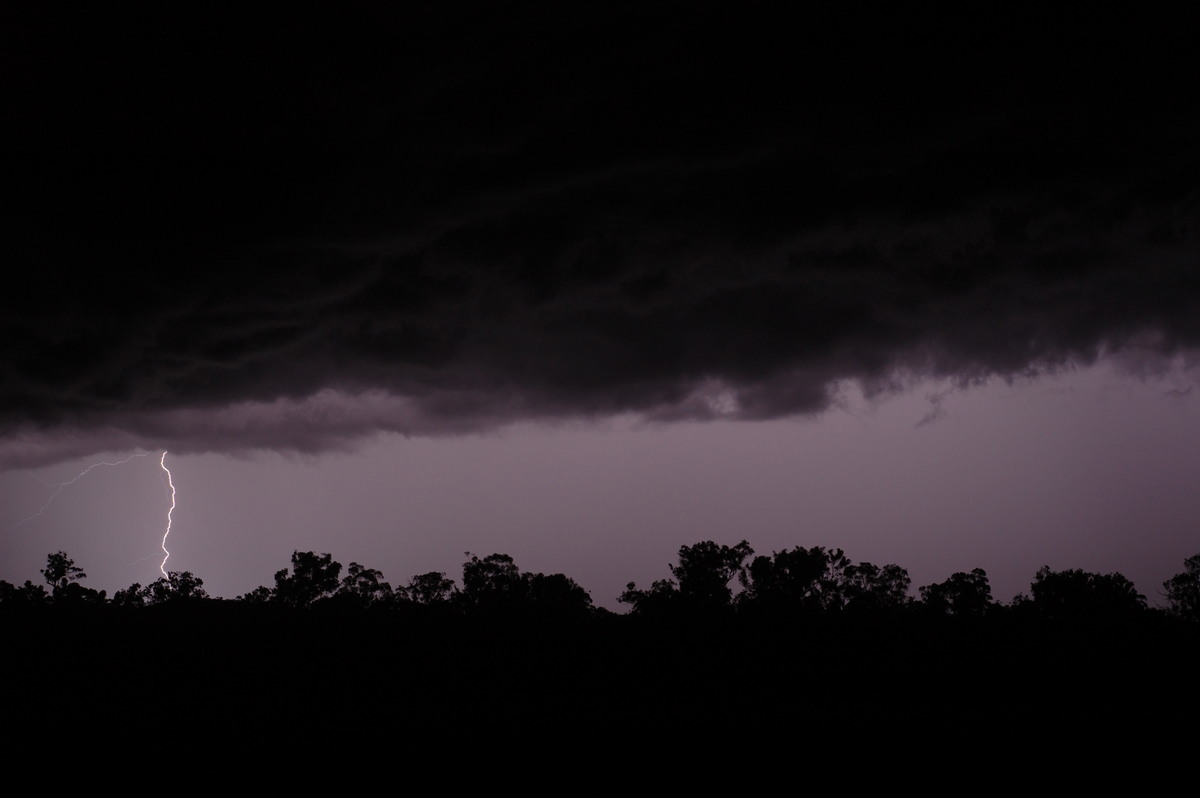 lightning lightning_bolts : W of Warwick, QLD   24 January 2009