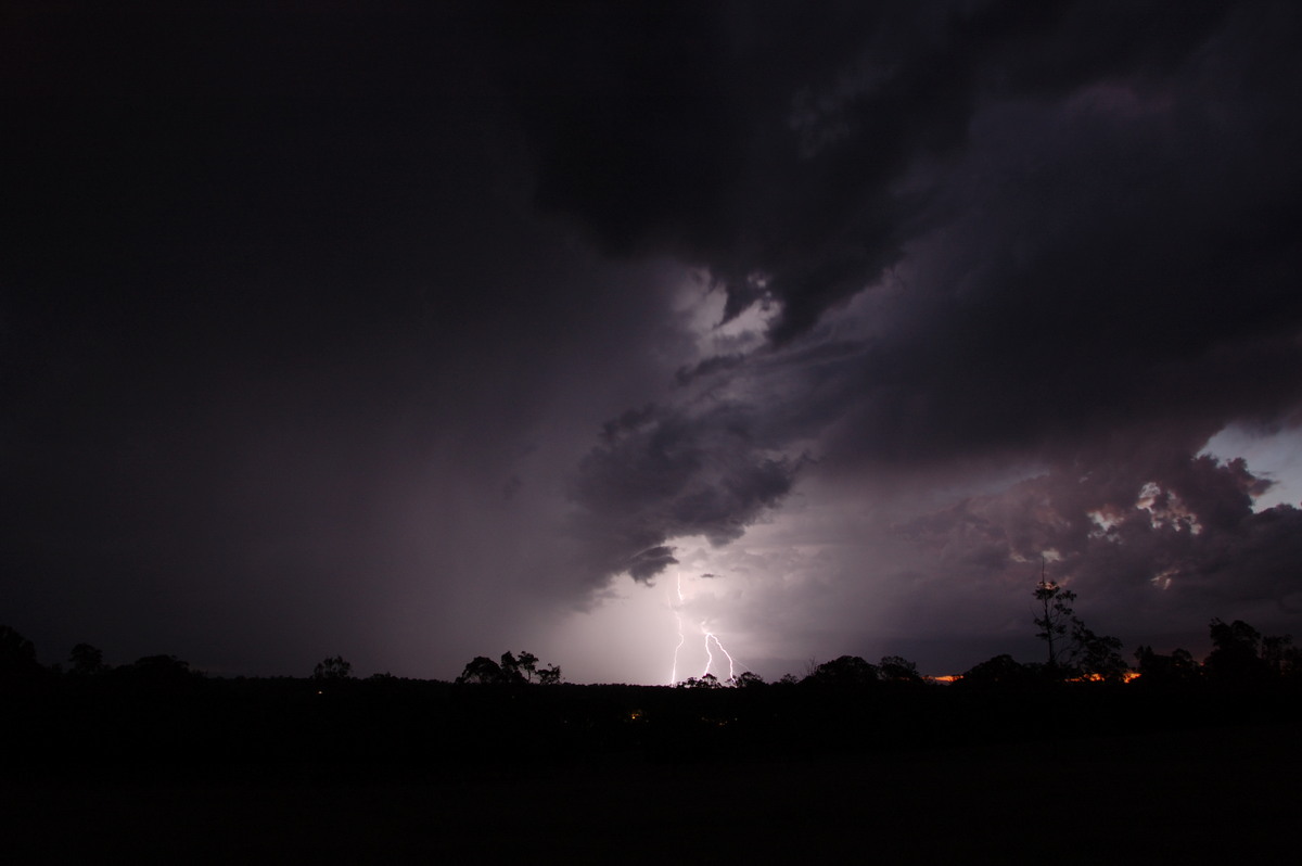 lightning lightning_bolts : Junction Hill, NSW   15 March 2009